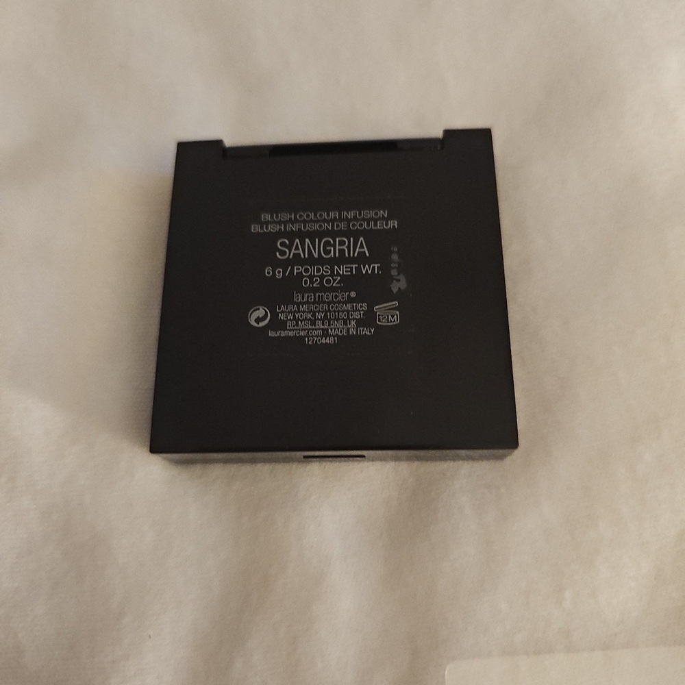 Laura Mercier Blush Sangria - Picture 2 of 3